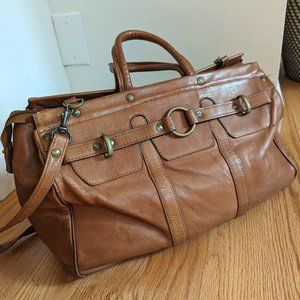 Vintage leather weekender overnight travel duffel bag made in Colombia